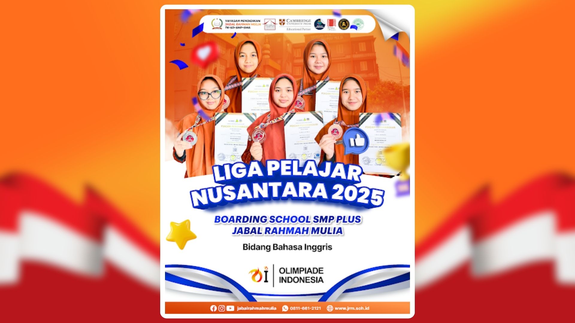 Lima siswi **sekolah Islam terbaik di Medan** dari SMP Boarding JRM berpose dengan medali kompetisi Bahasa Inggris nasional 2025.